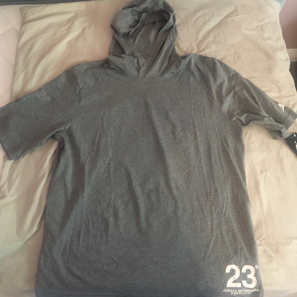 Jordan Jumpman gray short sleeve with hoodie shirt